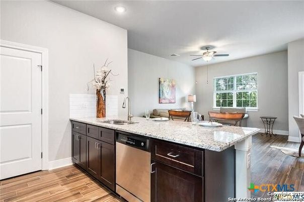 Dining room, Interior, Kitchen, Recessed Lighting, Wood Texture Flooring