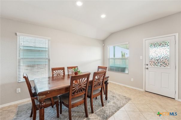 Dining room, Interior, Recessed Lighting
