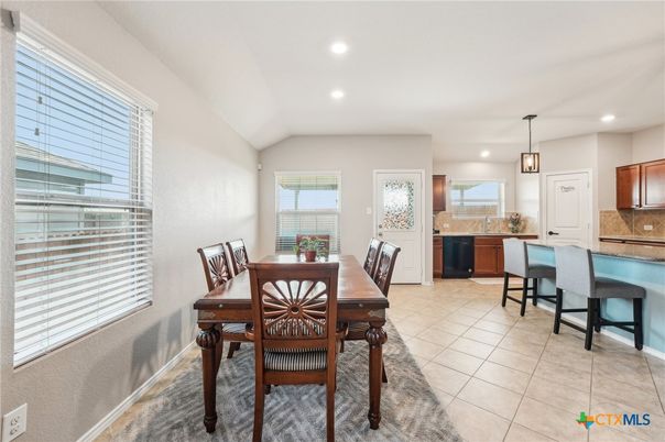 Dining room, Interior, Kitchen, Pendant Lights, Recessed Lighting