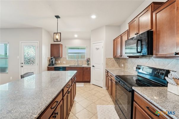 Interior, Kitchen, Pendant Lights, Recessed Lighting