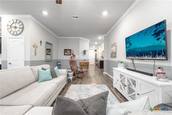 Interior, Living room, Recessed Lighting, Wood Texture Flooring