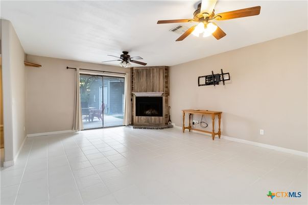 Empty room, Fireplace, Interior
