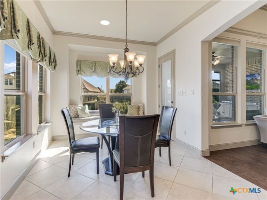 Chandelier, Dining room, Interior, Recessed Lighting, Wood Texture Flooring