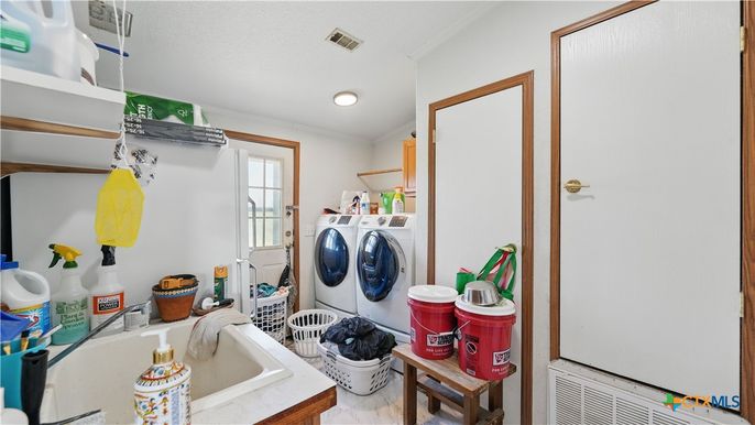 Bathroom, Interior, Recessed Lighting, Utility Closets, Washer