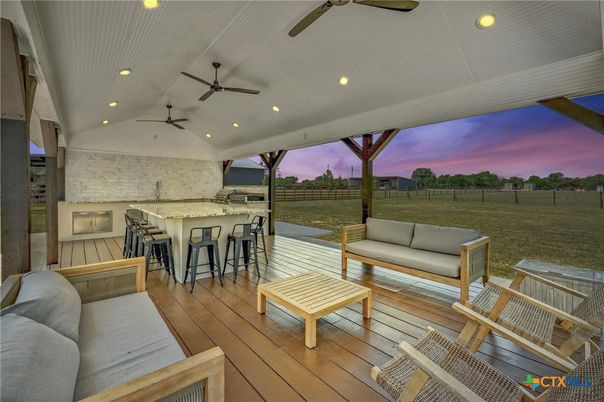 Exterior, Recessed Lighting