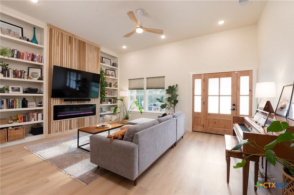Interior, Living room, Piano, Recessed Lighting, Wood Texture Flooring
