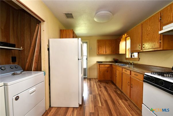 Interior, Kitchen, Washer, Wood Texture Flooring