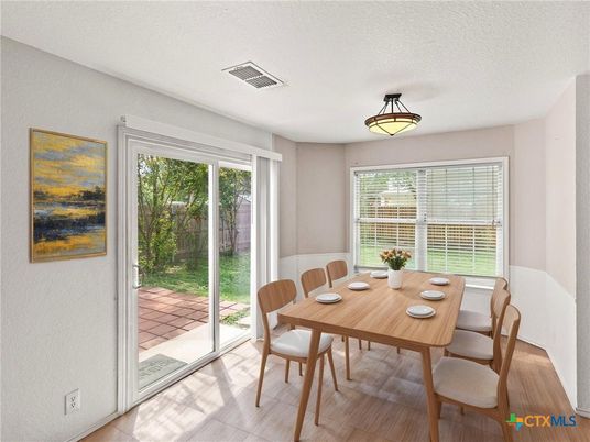 Dining room, Interior