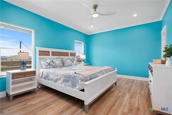 Bedroom, Interior, Recessed Lighting, Wood Texture Flooring
