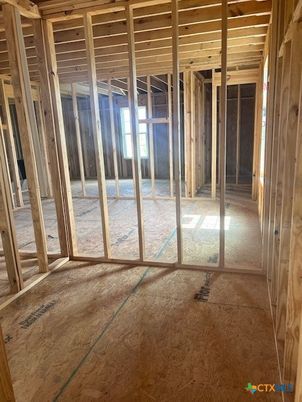 Empty room, Interior, Wooden Beams