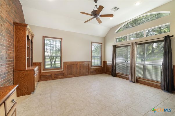 Empty room, Interior, Recessed Lighting, Stone Walls