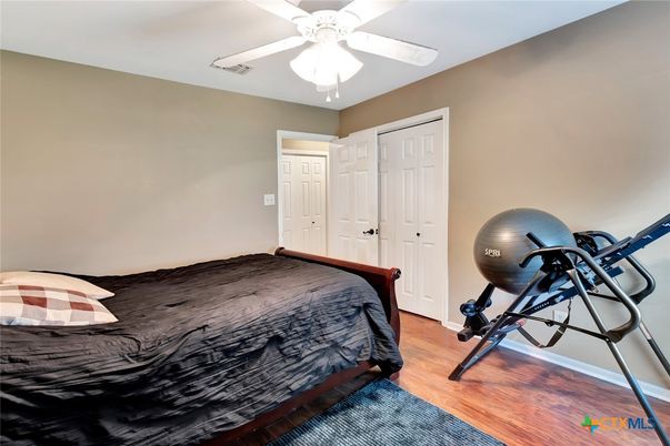 Bedroom, Fitness Equipment, Interior, Wood Texture Flooring