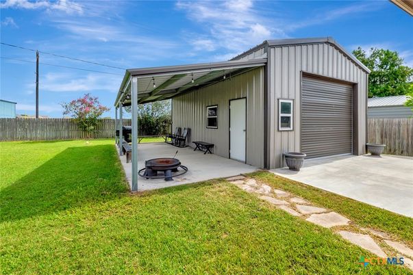 Backyard, Detached Garage, Exterior