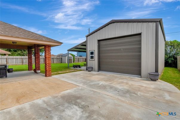 Backyard, Detached Garage, Exterior