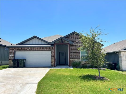 Attached, Exterior, Facade, Brick Facade, Brick Traditional