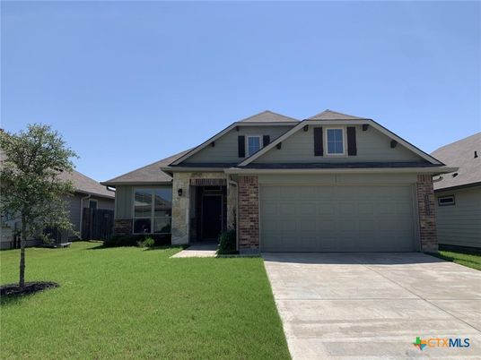 Attached, Exterior, Facade, Brick Facade, American Craftsman