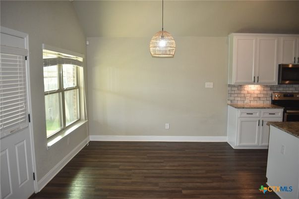 Empty room, Interior, Pendant Lights, Wood Texture Flooring