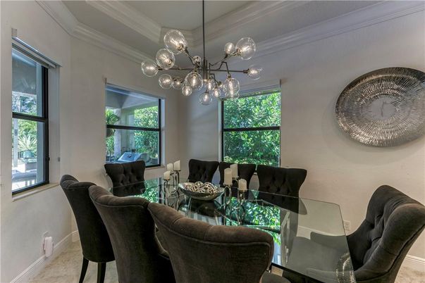 Dining room, Interior, Living room, Pendant Lights
