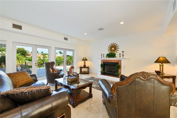 Fireplace, Interior, Living room, Recessed Lighting