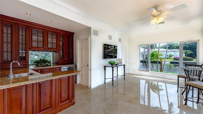 Interior, Kitchen, Recessed Lighting, Water