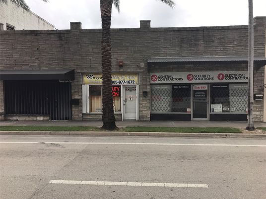 Exterior, Facade, None