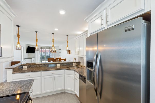 Interior, Kitchen, Pendant Lights, Recessed Lighting