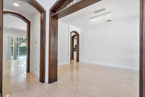 Chandelier, Empty room, Interior, Recessed Lighting