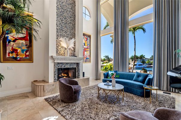 Fireplace, Interior, Living room