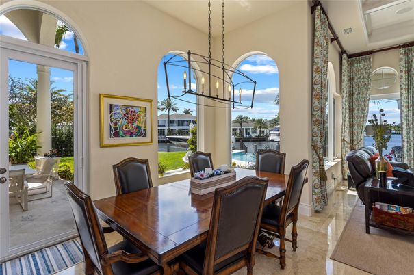 Chandelier, Dining room, Interior, Pendant Lights