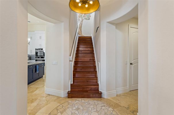 Interior, Kitchen, Pendant Lights, Stainless Steel Appliances