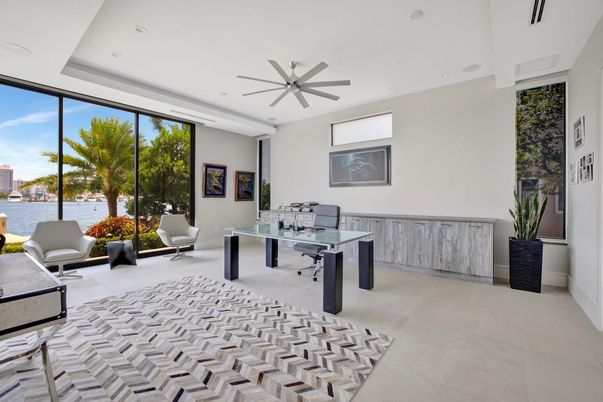 Game Room, Interior, Recessed Lighting, Water