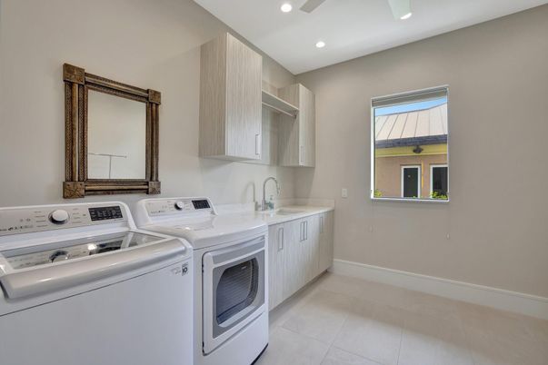 Interior, Recessed Lighting, Washer