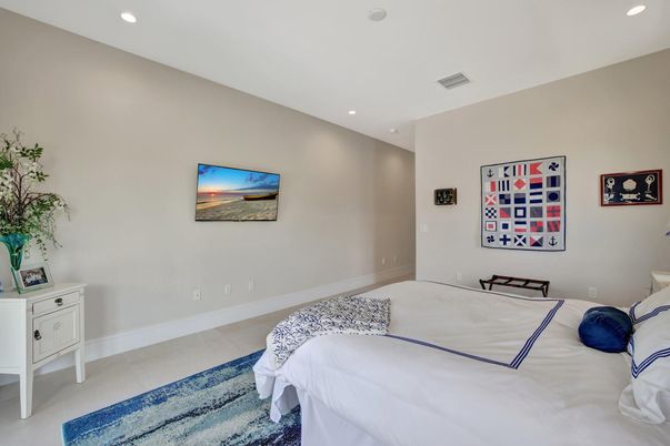 Bedroom, Interior, Recessed Lighting