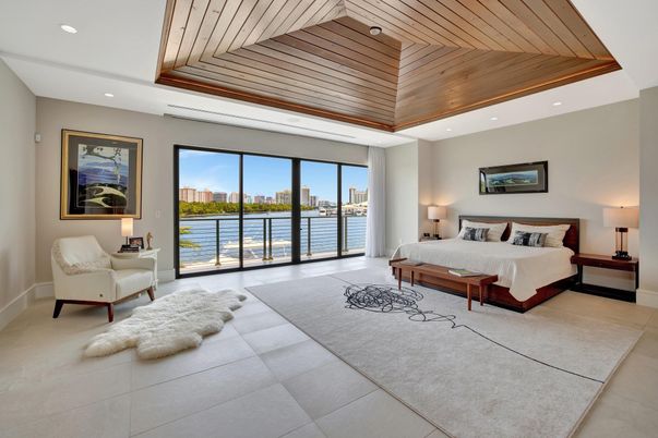 Bedroom, Interior, Recessed Lighting, Water, Wooden Ceilings