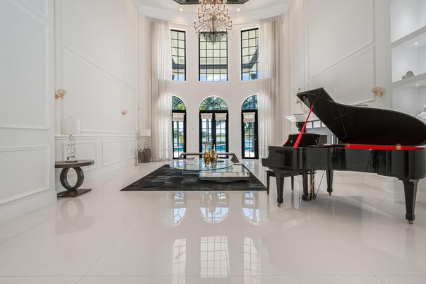 Chandelier, Interior, Piano, Recessed Lighting