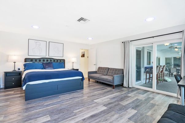 Bedroom, Interior, Recessed Lighting, Wood Texture Flooring