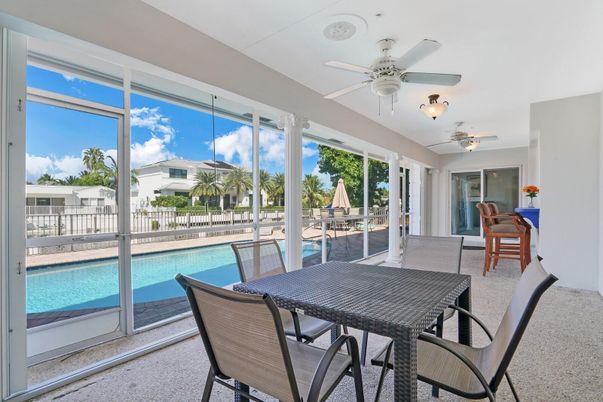 Dining room, Interior, Pool, Sun Room