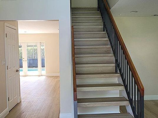 Interior, Recessed Lighting, Wood Texture Flooring