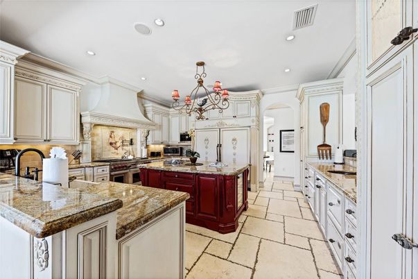 Chandelier, Interior, Kitchen, Recessed Lighting, Stainless Steel Appliances