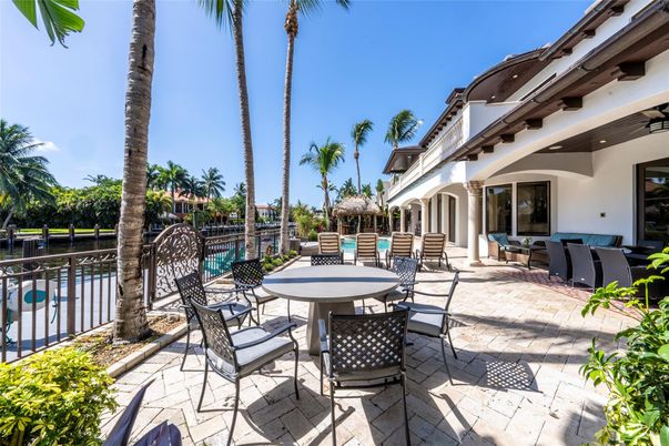 Exterior, Pool, Water