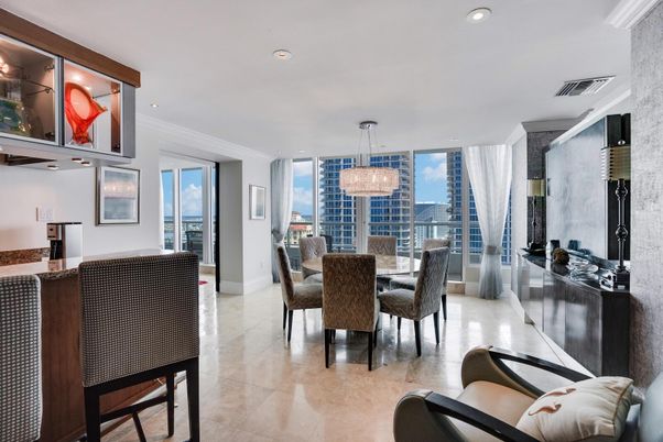 Chandelier, Dining room, Interior, Pendant Lights, Recessed Lighting, Water