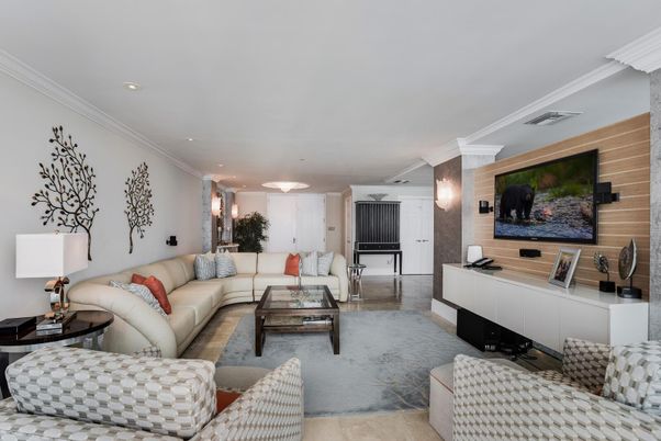 Interior, Living room, Recessed Lighting, Wooden Walls