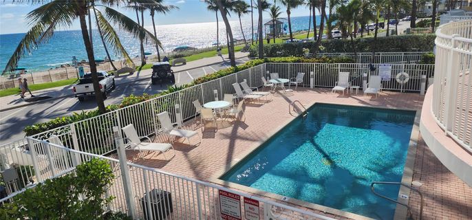 Exterior, Pool, Water