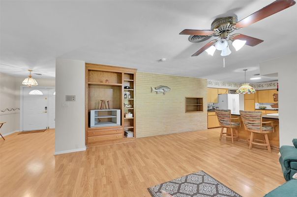 Dining room, Interior, Kitchen, Pendant Lights, Stone Walls, Wood Texture Flooring