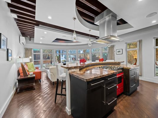 Dining room, Interior, Kitchen, Living room, Pendant Lights, Recessed Lighting, Stainless Steel Appliances, Wood Texture Flooring
