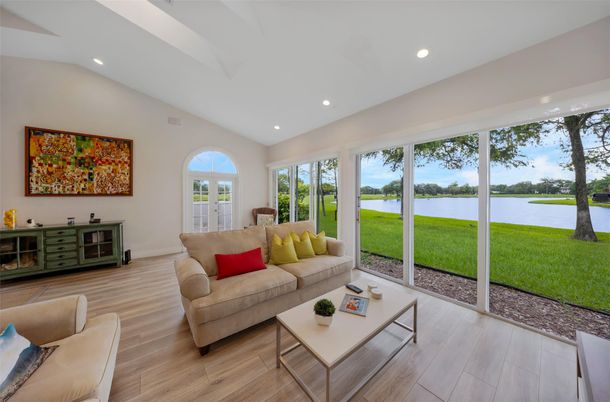 Interior, Living room, Recessed Lighting, Water, Wood Texture Flooring