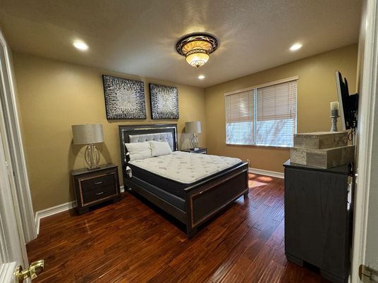 Bedroom, Interior, Recessed Lighting, Wood Texture Flooring