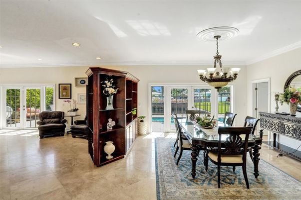 Chandelier, Dining room, Interior, Recessed Lighting