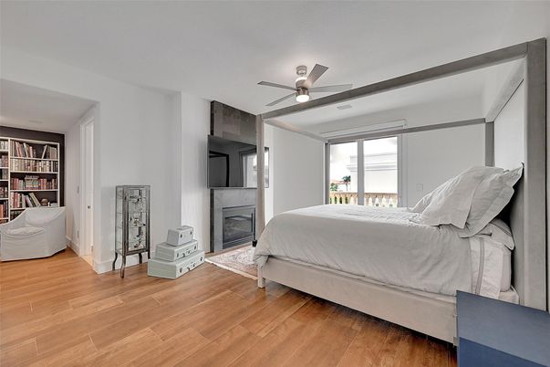 Bedroom, Fireplace, Interior, Wood Texture Flooring