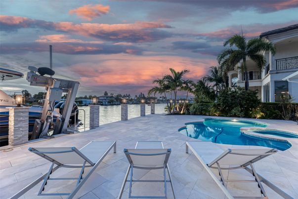 Exterior, Pool, Water